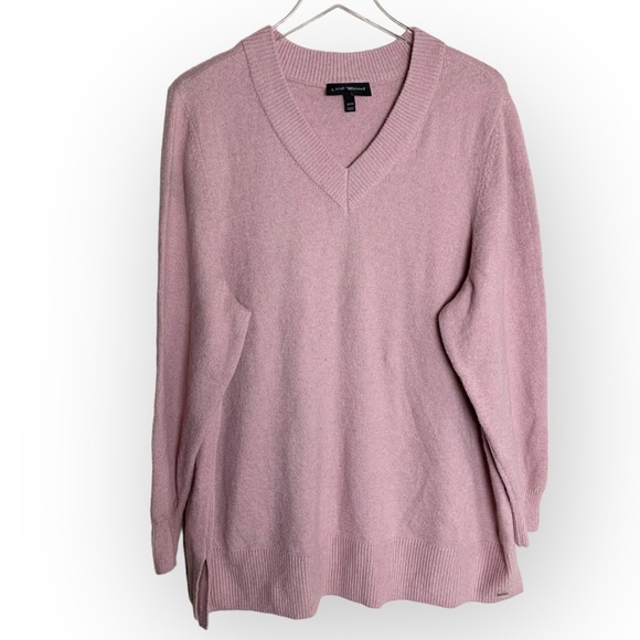 LANE BRYANT V Neck Soft Sweater Size 22/24 - Picture 1 of 8